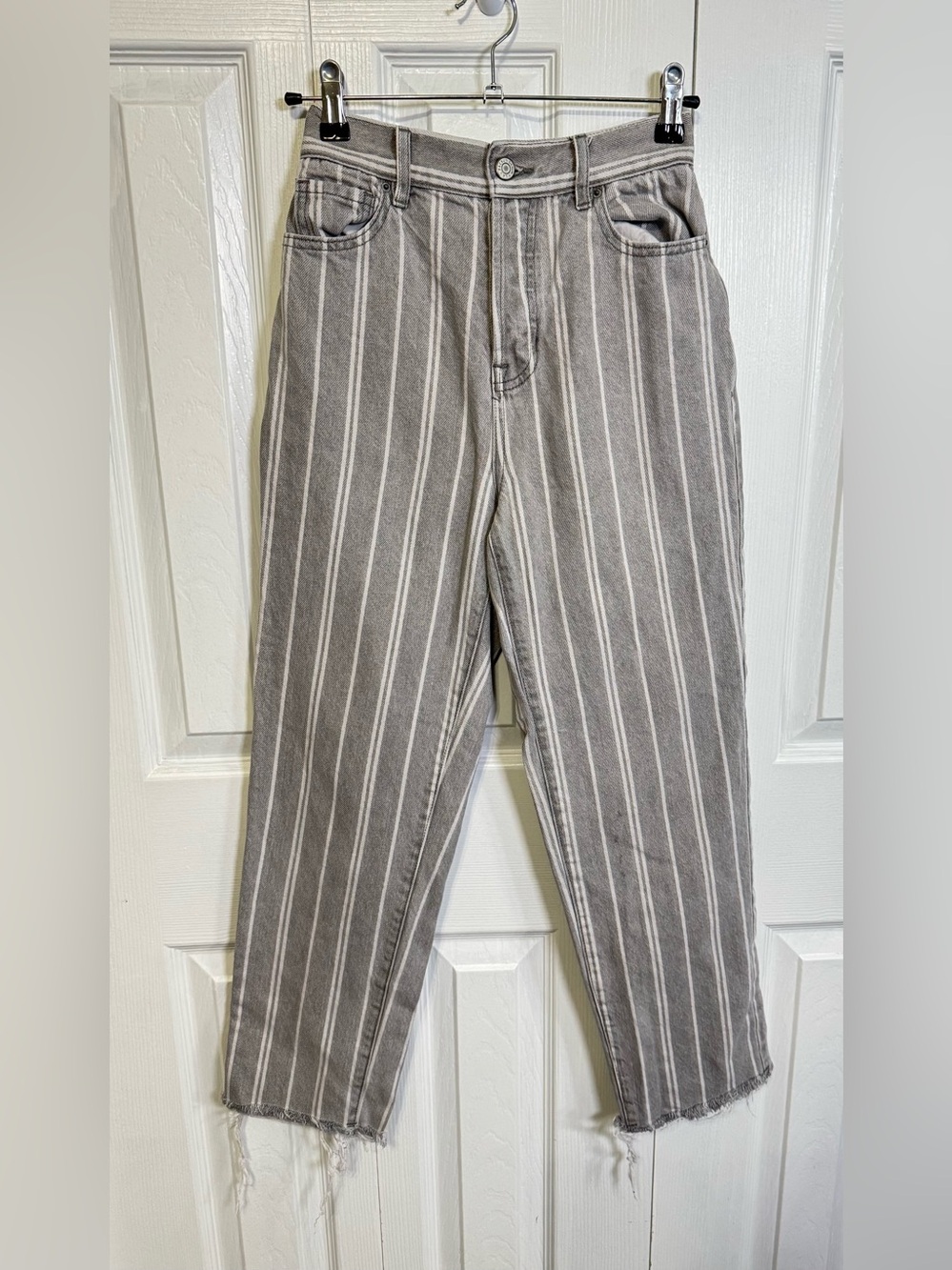 PacSun High Rise Straight Jeans Gray White Stripe Raw Hem Size 25
